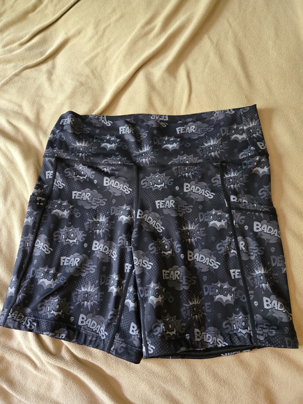 Constantly Varied Gear Black Graphic  7" Shorts, Size Lg